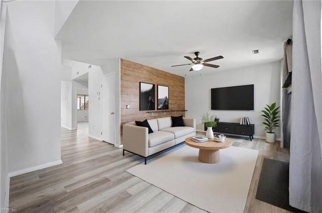 1122 N Green DR, Newport News, VA 23602