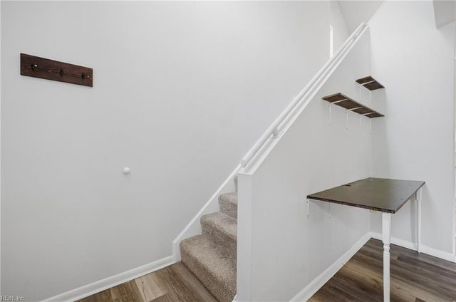 1122 N Green DR, Newport News, VA 23602