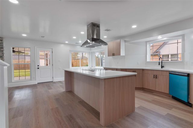 10031 Briarwild Lane, Houston, TX 77080