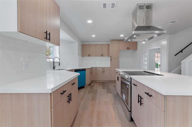 10031 Briarwild Lane, Houston, TX 77080