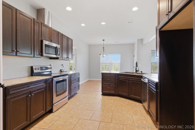 2365 S 361st West Avenue, Mannford, OK 74044