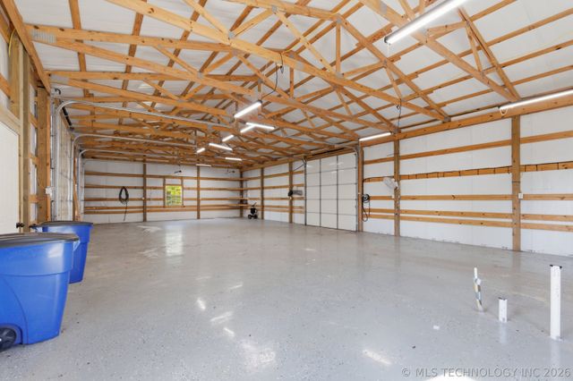 2365 S 361st West Avenue, Mannford, OK 74044