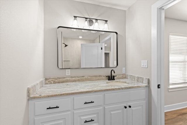 1725 DEANNA, Diana, TX 75640