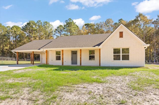 1725 DEANNA, Diana, TX 75640