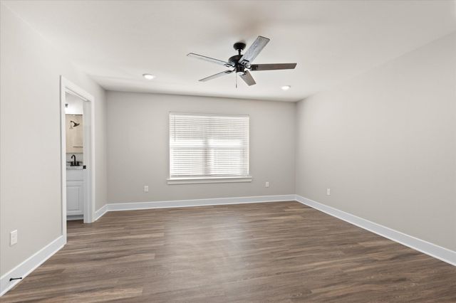 1725 DEANNA, Diana, TX 75640