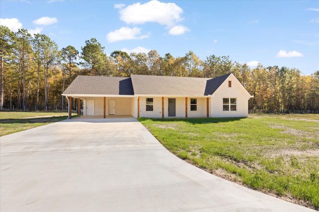 1725 DEANNA, Diana, TX 75640