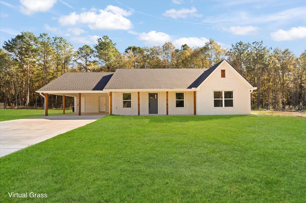 1725 DEANNA, Diana, TX 75640