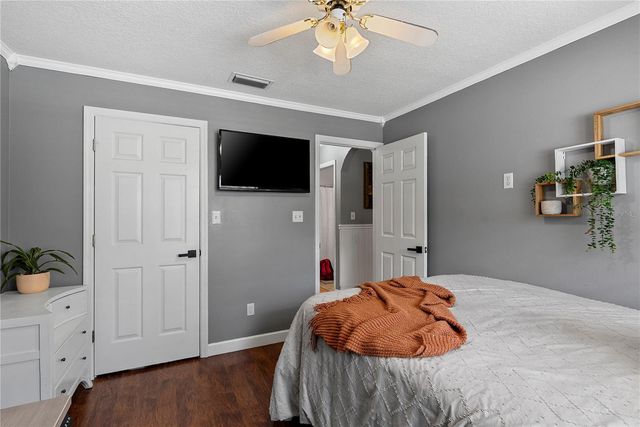39600 GREENBRIER STREET, Eustis, FL 32736