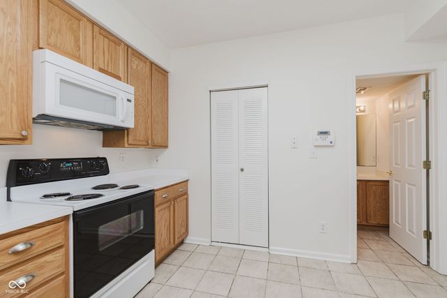8422 Enclave Boulevard, Fishers, IN 46038
