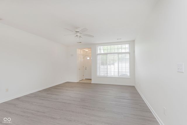 8422 Enclave Boulevard, Fishers, IN 46038