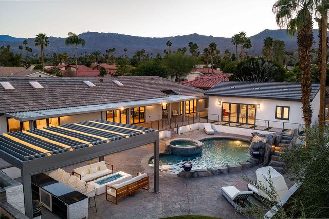 72970 Deer Grass Drive, Palm Desert, CA 92260