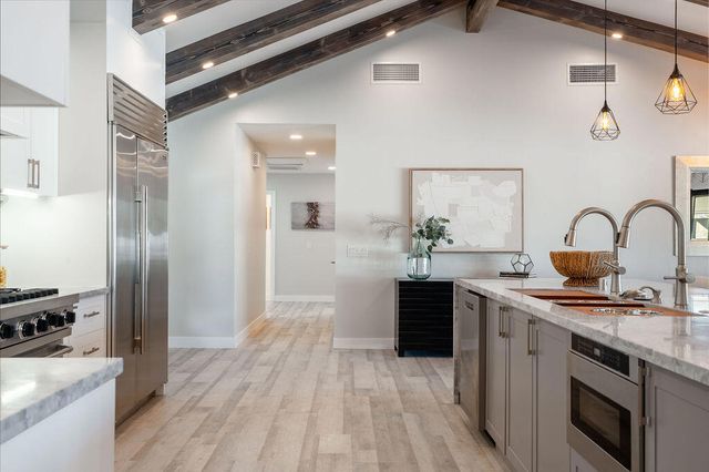 72970 Deer Grass Drive, Palm Desert, CA 92260