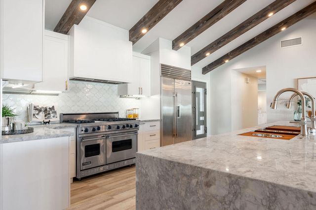 72970 Deer Grass Drive, Palm Desert, CA 92260