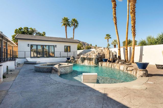 72970 Deer Grass Drive, Palm Desert, CA 92260