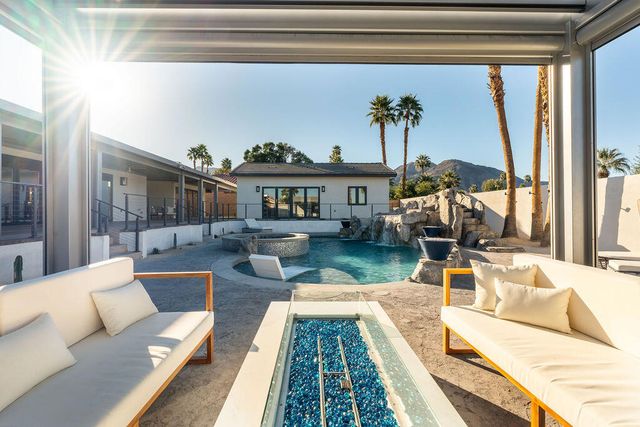 72970 Deer Grass Drive, Palm Desert, CA 92260