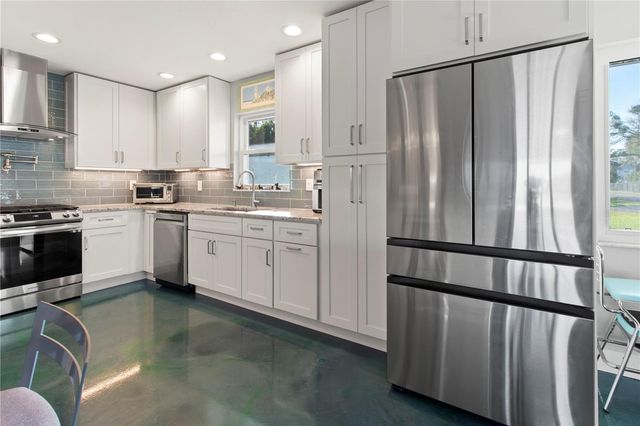 2101 27TH AVENUE BOULEVARD W, Palmetto, FL 34221