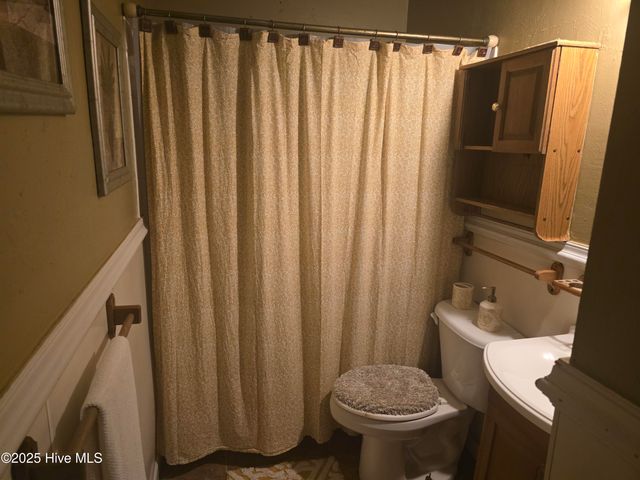 216 E Troy Street, Ahoskie, NC 27910