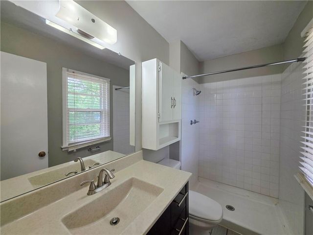 10120 W 66th Terrace, Shawnee, KS 66203