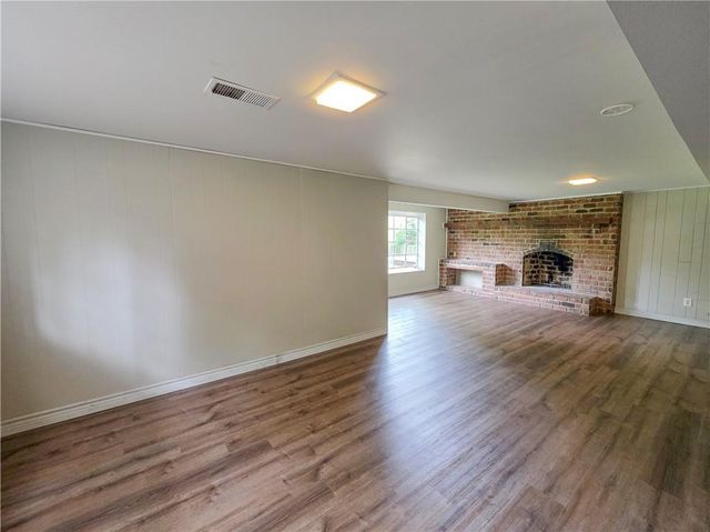 10120 W 66th Terrace, Shawnee, KS 66203