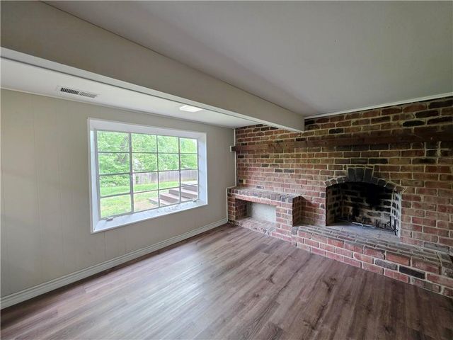 10120 W 66th Terrace, Shawnee, KS 66203