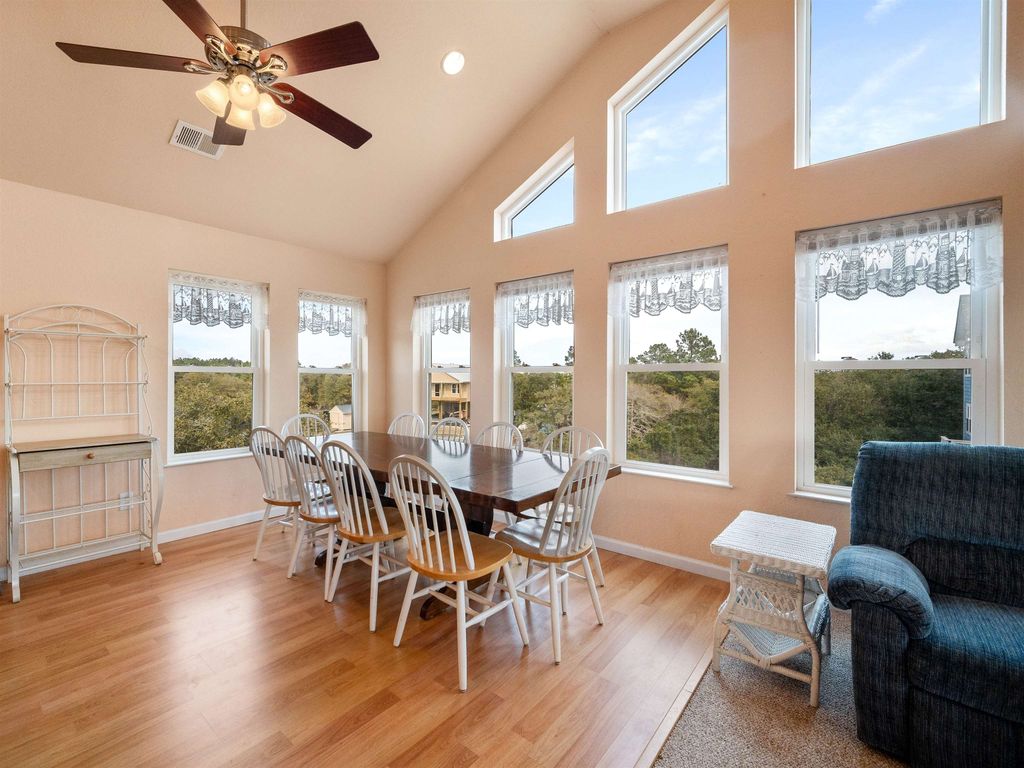 Image 17 of property listing at 527 Swan Road Lot 40, Corolla, NC 27927