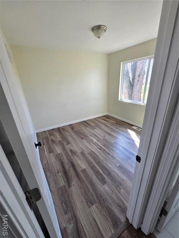 1240 Mullanphy Road, Florissant, MO 63031