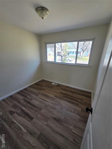 1240 Mullanphy Road, Florissant, MO 63031