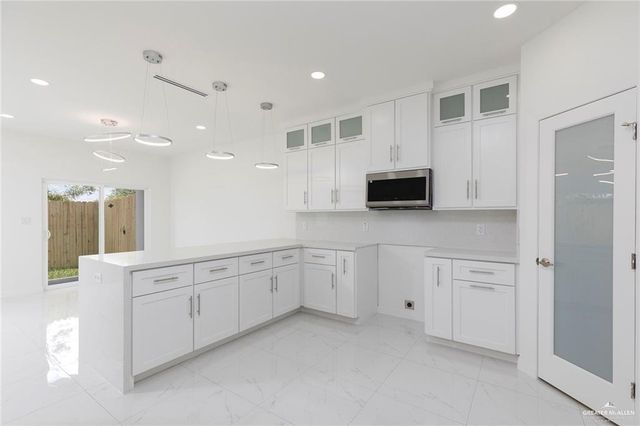 1910 Sunset Drive, Mission, TX 78572