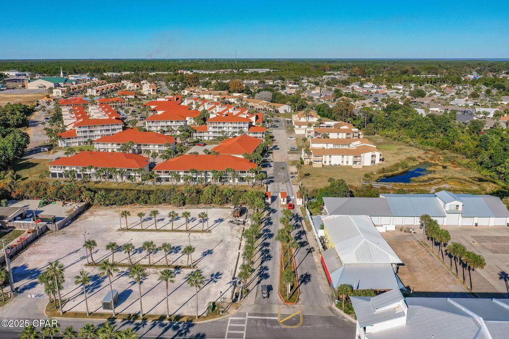 Image 15 of property listing at 17462 Front Beach 54205, Panama City Beach, FL 32413