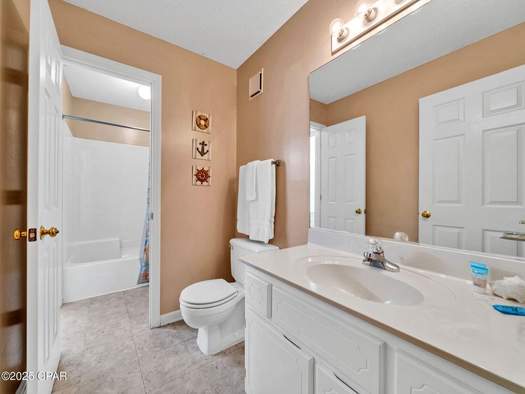 Image 34 of property listing at 17462 Front Beach 54205, Panama City Beach, FL 32413