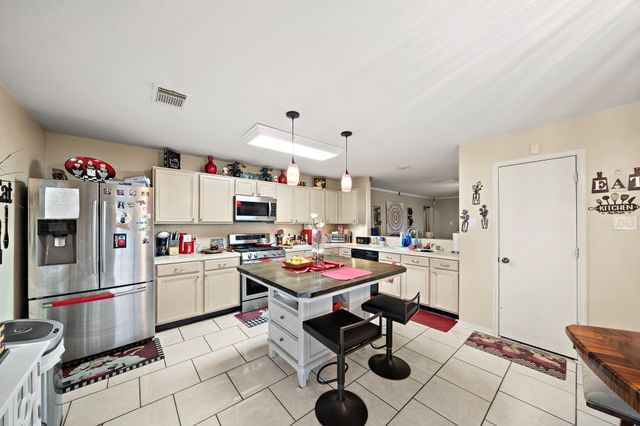 1110 Ambrosden Lane, Channelview, TX 77530