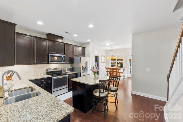 2720 Lakefront Drive, Belmont, NC 28012