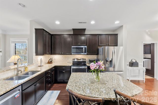 2720 Lakefront Drive, Belmont, NC 28012