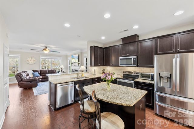 2720 Lakefront Drive, Belmont, NC 28012