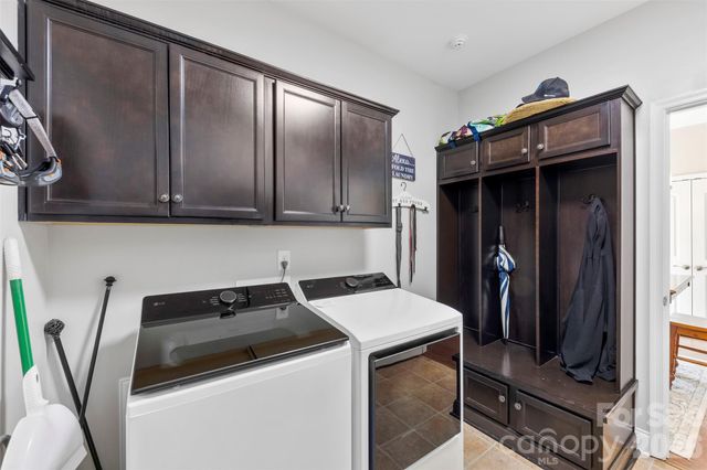 2720 Lakefront Drive, Belmont, NC 28012