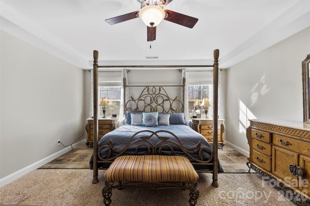 2720 Lakefront Drive, Belmont, NC 28012