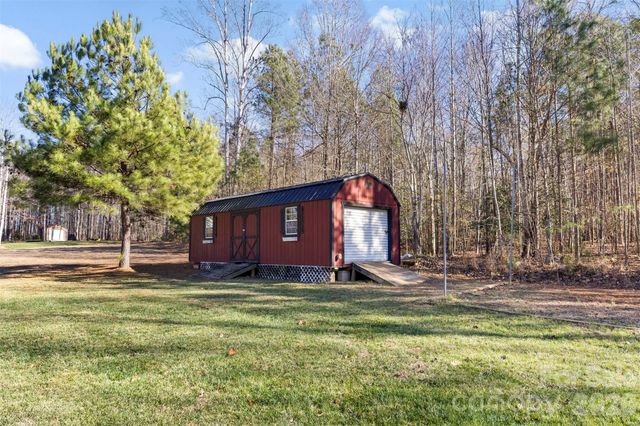 2720 Lakefront Drive, Belmont, NC 28012