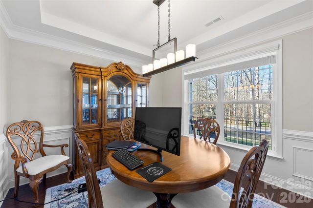 2720 Lakefront Drive, Belmont, NC 28012