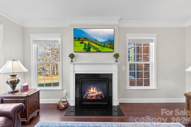 2720 Lakefront Drive, Belmont, NC 28012