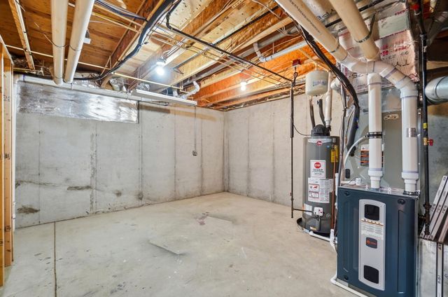 5585 Ketch Street, Lewis Center, OH 43035