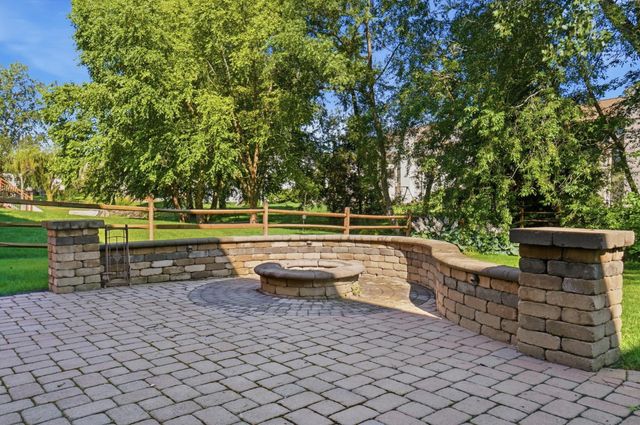 5585 Ketch Street, Lewis Center, OH 43035