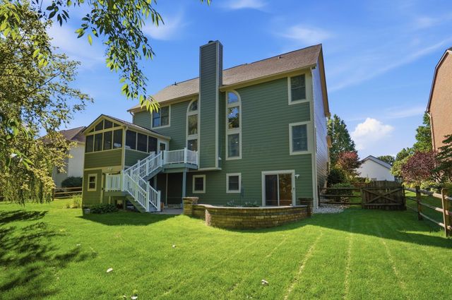 5585 Ketch Street, Lewis Center, OH 43035