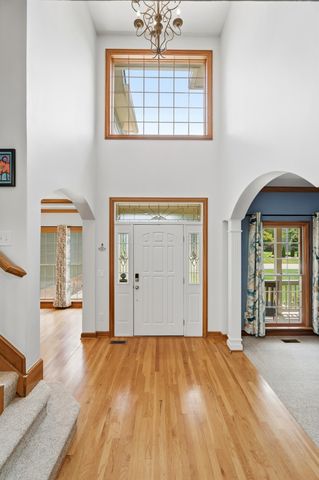 5585 Ketch Street, Lewis Center, OH 43035