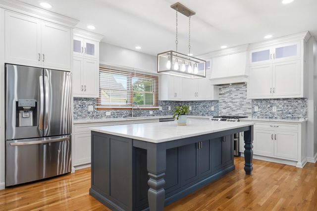 5585 Ketch Street, Lewis Center, OH 43035