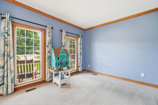 5585 Ketch Street, Lewis Center, OH 43035