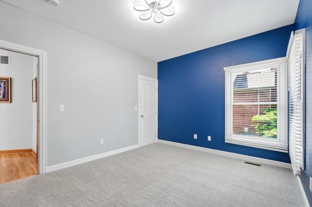 5585 Ketch Street, Lewis Center, OH 43035