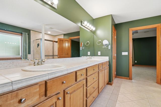 5585 Ketch Street, Lewis Center, OH 43035