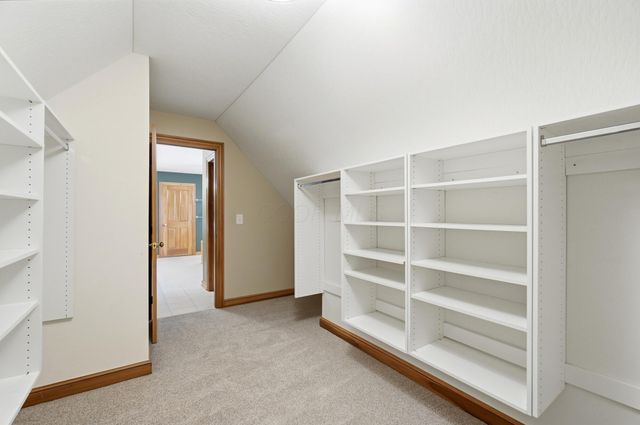 5585 Ketch Street, Lewis Center, OH 43035