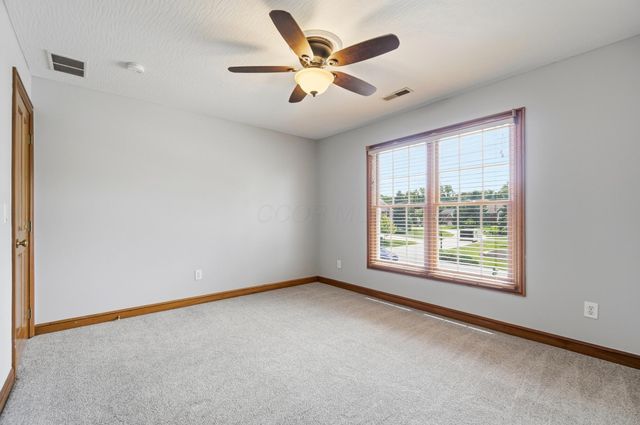 5585 Ketch Street, Lewis Center, OH 43035