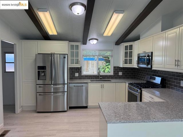 841 W Brannan Island Rd, Isleton, CA 94641